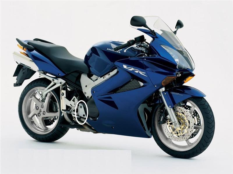 vfr800_05_pearl_herron_blue_1024 (Medium).jpg