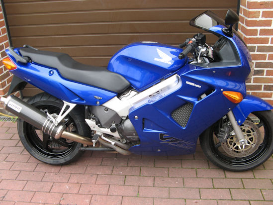 honda_vfr800_0202.jpg