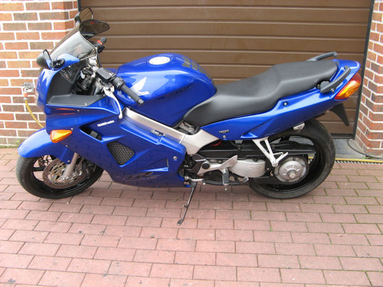 honda_vfr800_0201.jpg