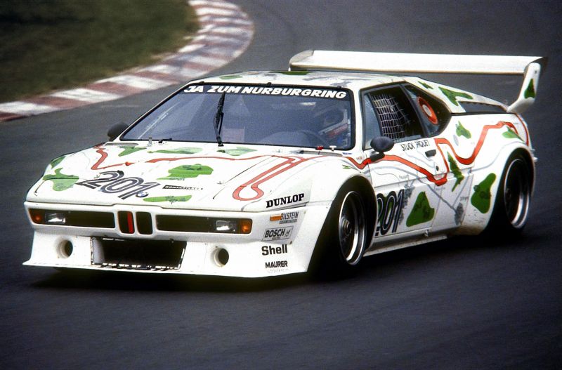 1980-05-24_Nelson_Piquet_im_BMW_M1,_Nürburgring_Südkehre-800x600.jpg